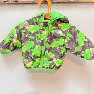 The‎ North Face Infant Reversible Insulated Jacket 3-6M Green & Camouflage